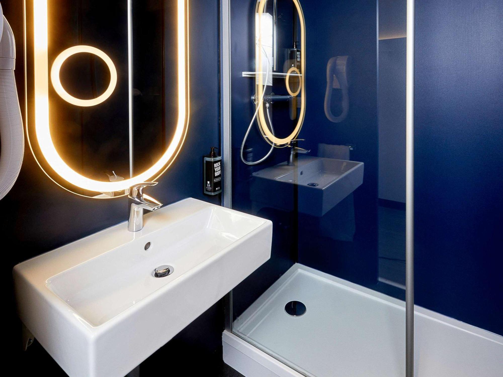 Ibis Auxerre Centre Hotell Exteriör bild